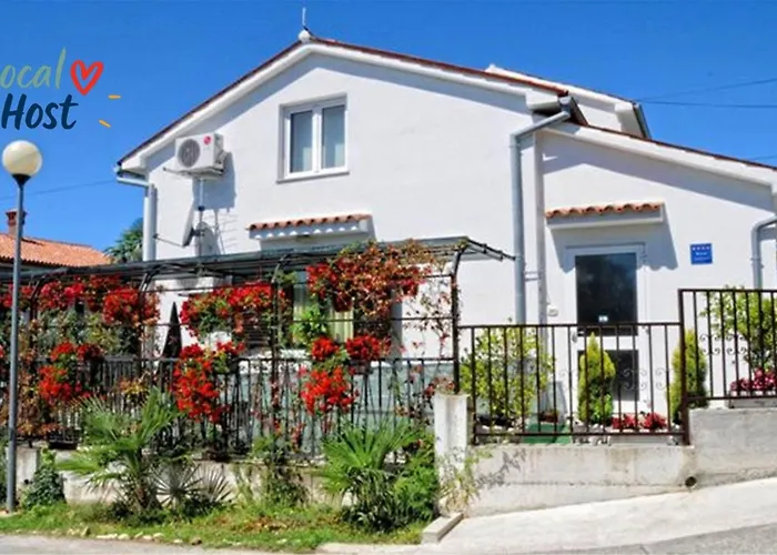 Holiday Home Nevena By Rent Istria